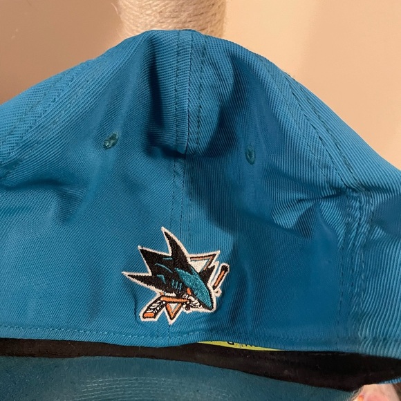 Reebok Sharks Hat - Picture 3 of 3